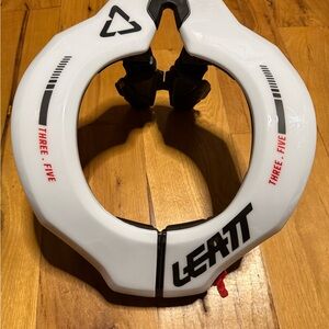 Leatt White Junior Neck Brace Motocross
